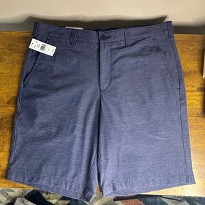Izod Men's Dark Blue Flat Front Shorts